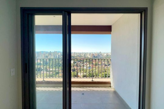 Varanda da sala de apartamento para alugar com 2 quartos, 48m² em Pinheiros, São Paulo