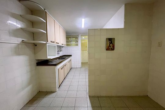 Cozinha de apartamento à venda com 4 quartos, 200m² em Copacabana, Rio de Janeiro