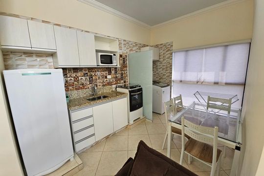 Cozinha de kitnet/studio para alugar com 1 quarto, 45m² em Centro, Taubaté