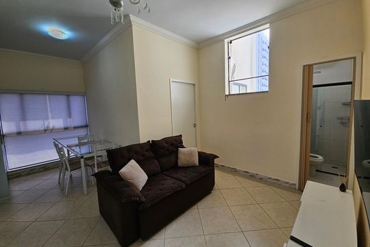 Sala de kitnet/studio para alugar com 1 quarto, 45m² em Centro, Taubaté