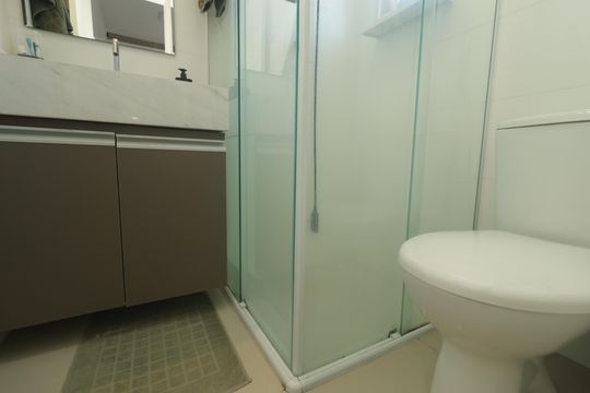 Banheiro de apartamento à venda com 1 quarto, 26m² em Jardim da Gloria, São Paulo