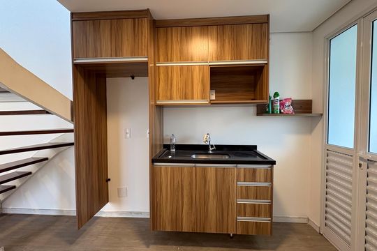 Apartamento para alugar com 1 quarto, 75m² em Vila Monumento, São Paulo