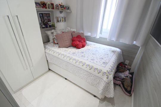 Quarto de apartamento à venda com 2 quartos, 60m² em Freguesia (jacarepaguá), Rio de Janeiro