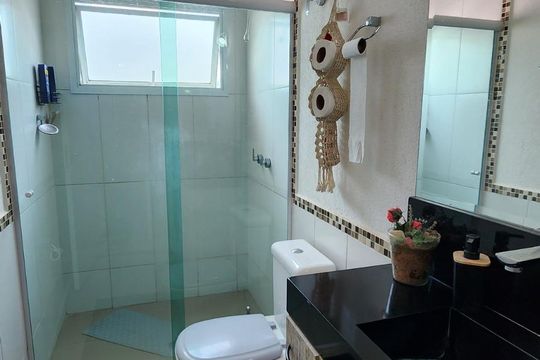 Banheiro de casa à venda com 3 quartos, 247m² em Jardim Alto da Colina, Valinhos