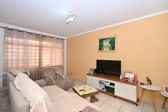 Casa à venda com 3 quartos, 224m² em Vila Sonia, São Paulo