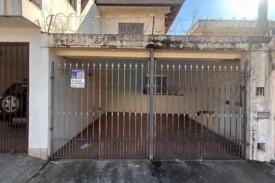 Fachada de casa à venda com 3 quartos, 125m² em Santo Amaro, São Paulo