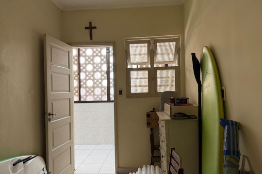 Quarto de Serviço de apartamento para alugar com 3 quartos, 212m² em José Menino, Santos
