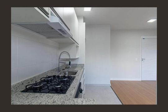 Apartamento à venda com 2 quartos, 56m² em Campo Comprido, Curitiba