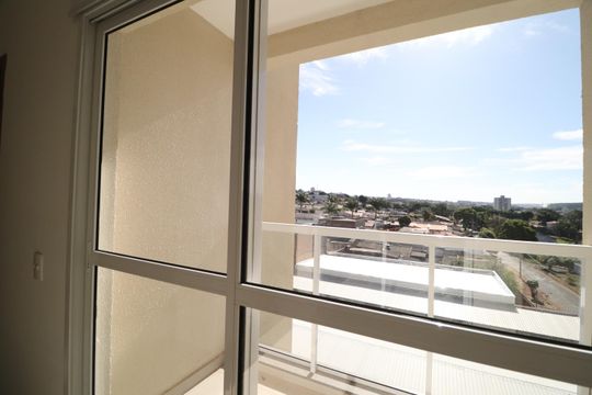 Sacada de apartamento para alugar com 2 quartos, 54m² em Jaraguá, Uberlândia