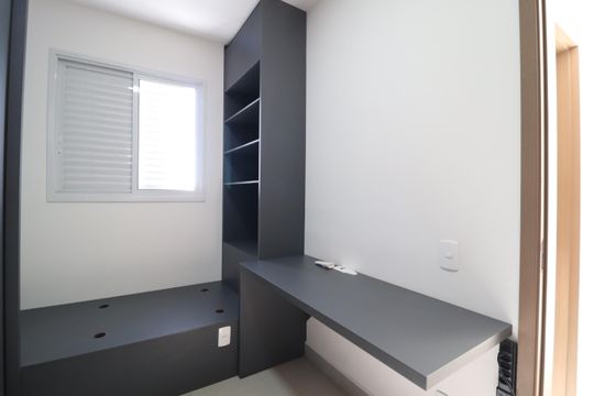 Quarto 1 de apartamento para alugar com 2 quartos, 54m² em Jaraguá, Uberlândia