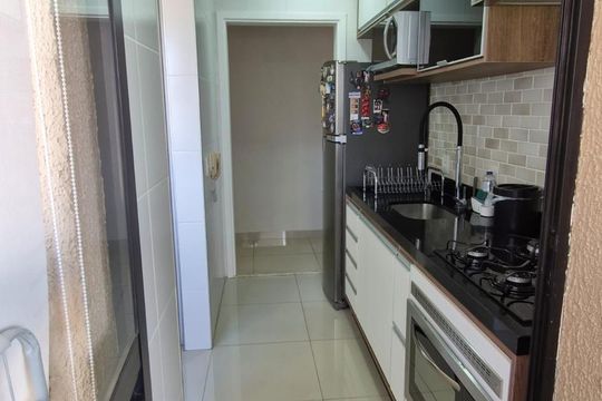 Cozinha de apartamento à venda com 3 quartos, 84m² em Vila Olivo, Valinhos