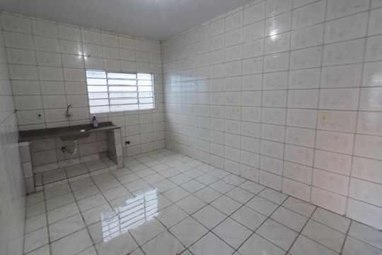 Cozinha de casa para alugar com 3 quartos, 90m² em Umuarama, Osasco