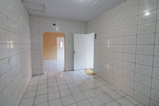 Cozinha de casa para alugar com 3 quartos, 90m² em Umuarama, Osasco