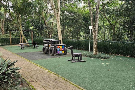 Casa à venda com 5 quartos, 284m² em Jardim Morumbi, São Paulo
