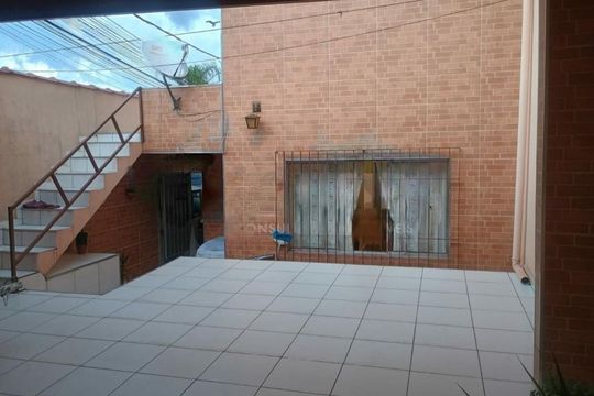 Casa à venda com 2 quartos, 130m² em Jardim Iporanga, São Paulo