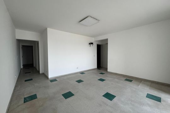 Sala de casa para alugar com 2 quartos, 140m² em Bussocaba, Osasco
