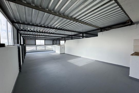 Varanda de casa para alugar com 2 quartos, 140m² em Bussocaba, Osasco