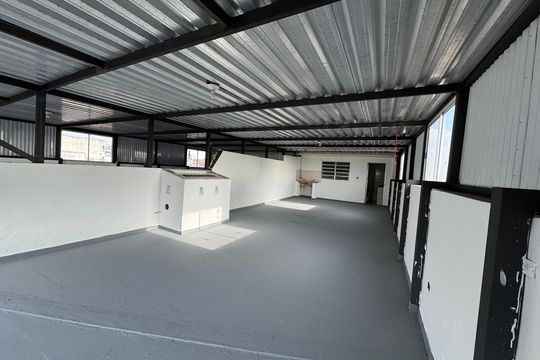 Varanda de casa para alugar com 2 quartos, 140m² em Bussocaba, Osasco