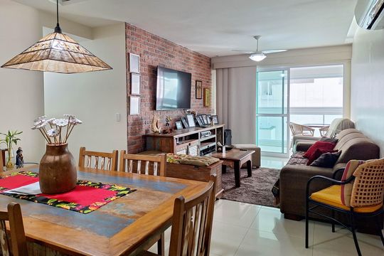 Apartamento à venda com 3 quartos, 127m² em Charitas, Niterói