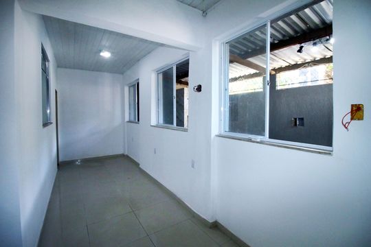 Sala de casa à venda com 1 quarto, 74m² em Jardim América, Rio de Janeiro