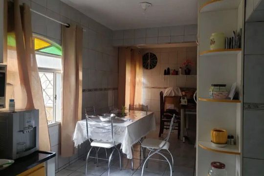 Casa para alugar com 3 quartos, 320m² em Renascença, Belo Horizonte