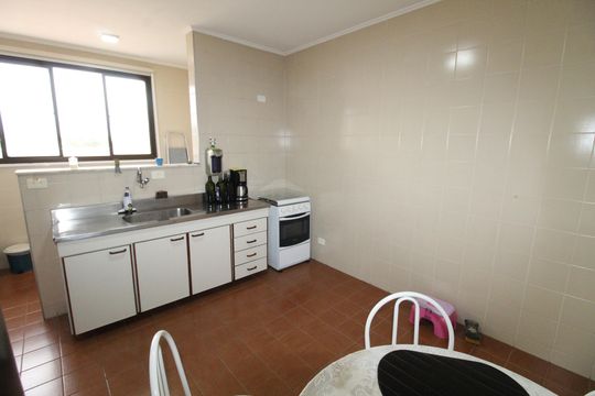 Cozinha de apartamento para alugar com 2 quartos, 80m² em Jardim das Industrias, São José dos Campos