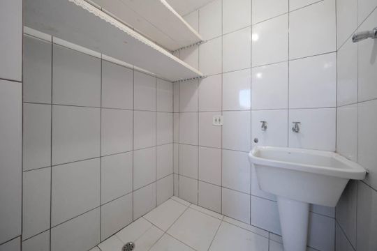 Área de Serviço de casa para alugar com 1 quarto, 70m² em Jardim Triana, São Paulo