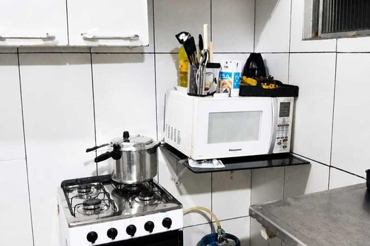 Cozinha de casa para alugar com 1 quarto, 100m² em Ondina, Salvador