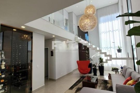 Casa à venda com 3 quartos, 240m² em Swiss Park, Campinas