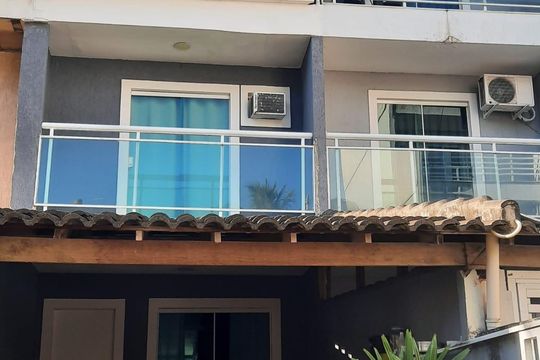 Fachada de casa de condomínio à venda com 3 quartos, 210m² em Jacarepaguá, Rio de Janeiro