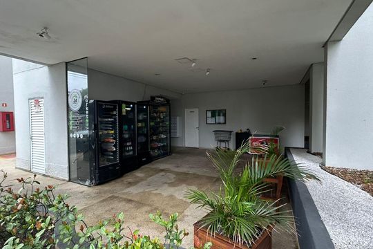 Mini Mercado de apartamento à venda com 2 quartos, 85m² em Vila Sofia, São Paulo