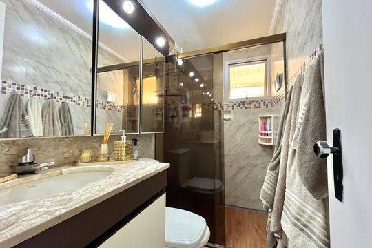 Banheiro Corredor de apartamento à venda com 2 quartos, 118m² em Vila da Saúde, São Paulo