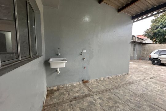 Área de Serviço de casa para alugar com 2 quartos, 70m² em Jardim Iracema, Barueri