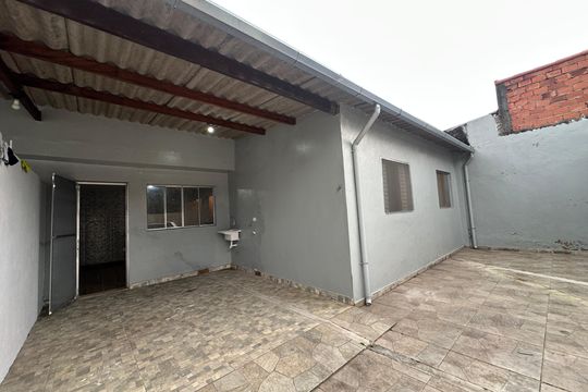 Quintal de casa para alugar com 2 quartos, 70m² em Jardim Iracema, Barueri
