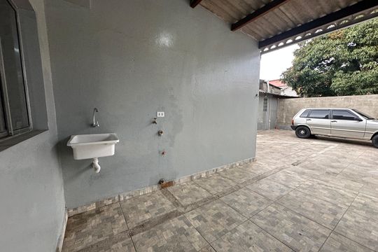 Área de Serviço de casa para alugar com 2 quartos, 70m² em Jardim Iracema, Barueri