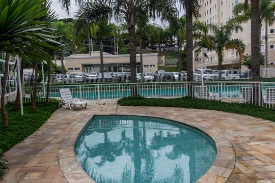 Piscina de apartamento à venda com 2 quartos, 69m² em Vila Iracema, Barueri