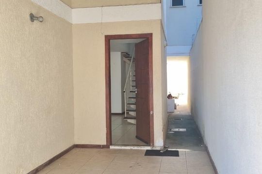 Área externa de casa à venda com 3 quartos, 143m² em Itaipu, Niterói