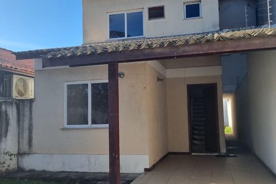 Área externa de casa à venda com 3 quartos, 143m² em Itaipu, Niterói