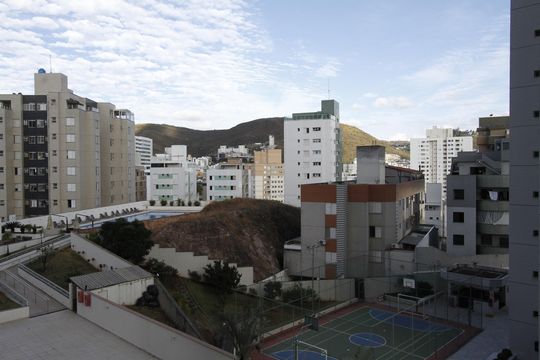 Vista de apartamento à venda com 3 quartos, 85m² em Buritis, Belo Horizonte