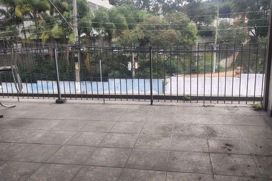 Área externa de casa para alugar com 1 quarto, 150m² em Parque Casa de Pedra, São Paulo