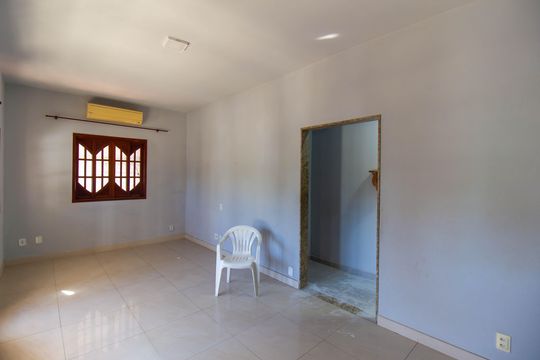 Sala de casa à venda com 2 quartos, 143m² em Barreto, Niterói