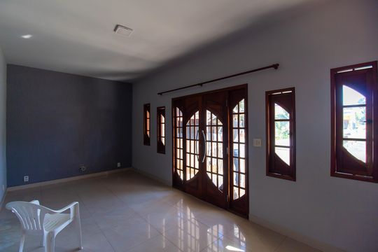 Casa à venda com 2 quartos, 143m² em Barreto, Niterói