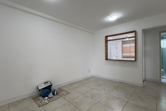 Sala de apartamento para alugar com 2 quartos, 46m² em Parque Sao Miguel, Guarulhos