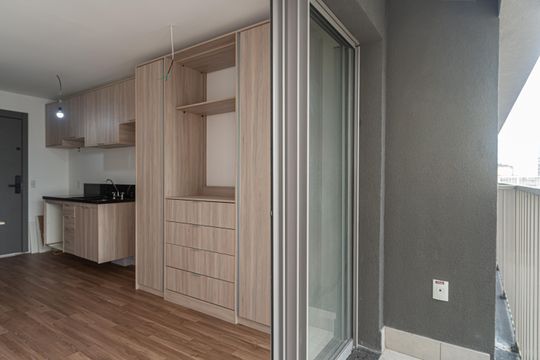 Varanda de kitnet/studio à venda com 1 quarto, 22m² em Consolação, São Paulo