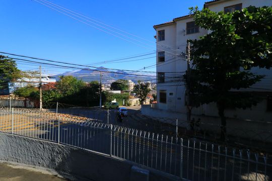 sala vista de apartamento para alugar com 2 quartos, 47m² em Cachambi, Rio de Janeiro