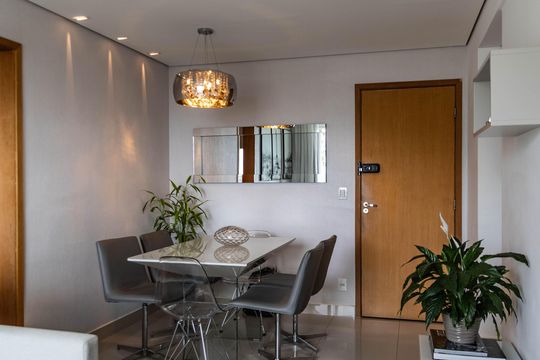Sala de apartamento à venda com 2 quartos, 69m² em Buritis, Belo Horizonte