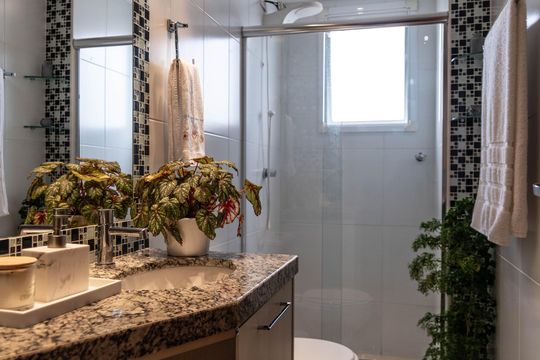 Banheiro de apartamento à venda com 2 quartos, 69m² em Buritis, Belo Horizonte