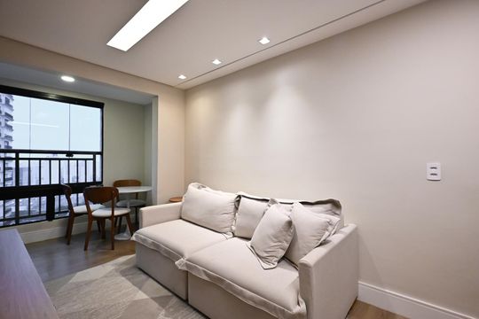 Sala de apartamento para alugar com 1 quarto, 40m² em Cidade Jardim, São Paulo