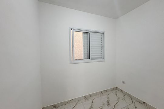 Quarto 2 de apartamento para alugar com 2 quartos, 60m² em São Domingos, São Paulo