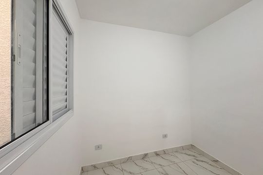 Quarto 2 de apartamento para alugar com 2 quartos, 60m² em São Domingos, São Paulo